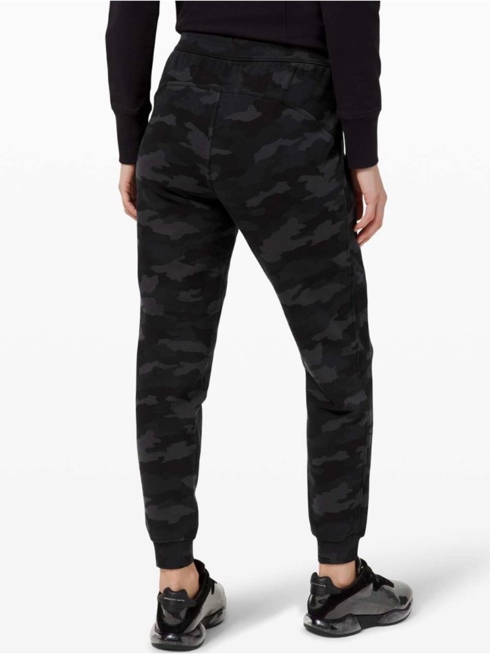LULULEMON Scuba Joggers, Reg Length, Size 12, Heritage Camo